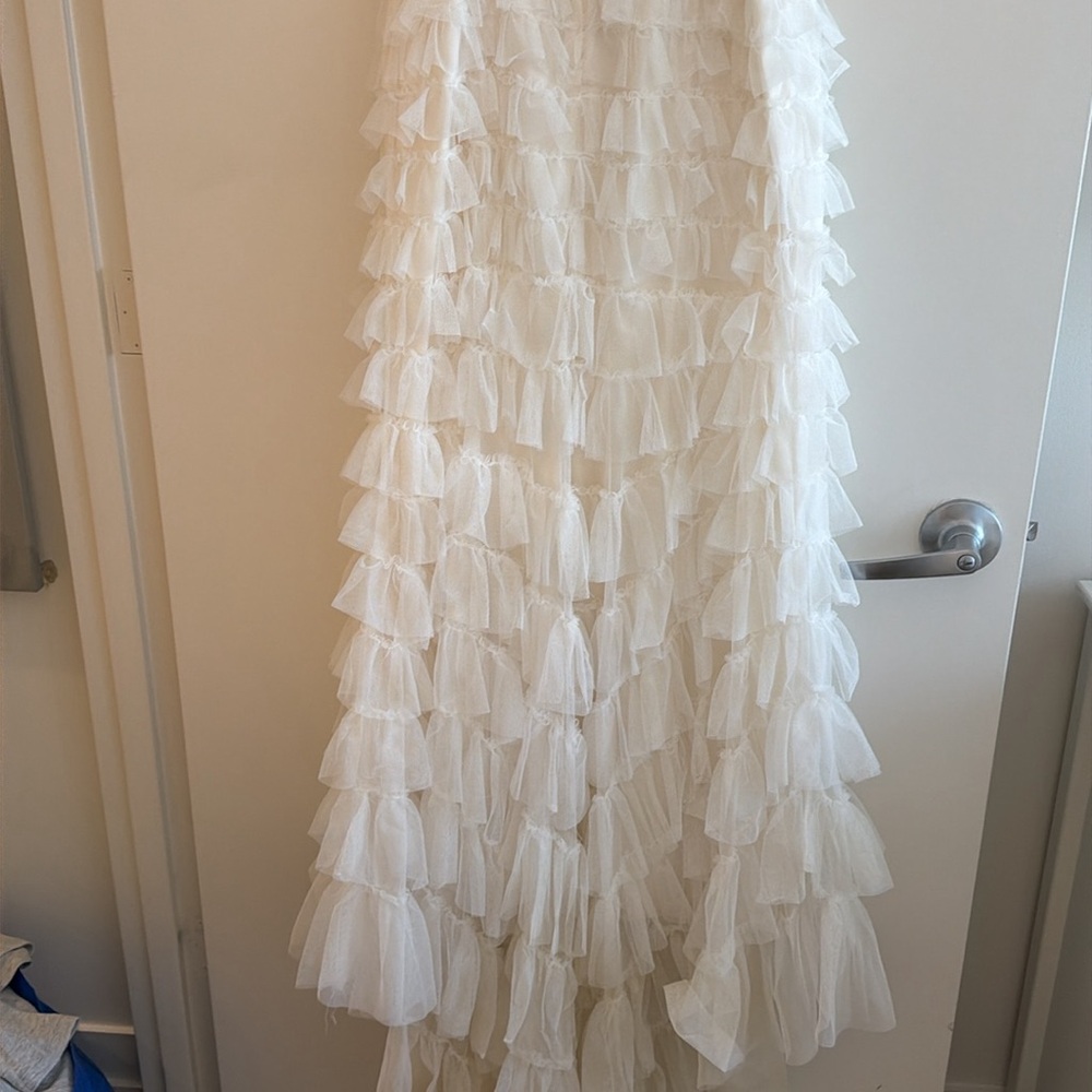 Jessica McClintock Cream Ruffled Lace Wedding Dress - Picture 6 of 7